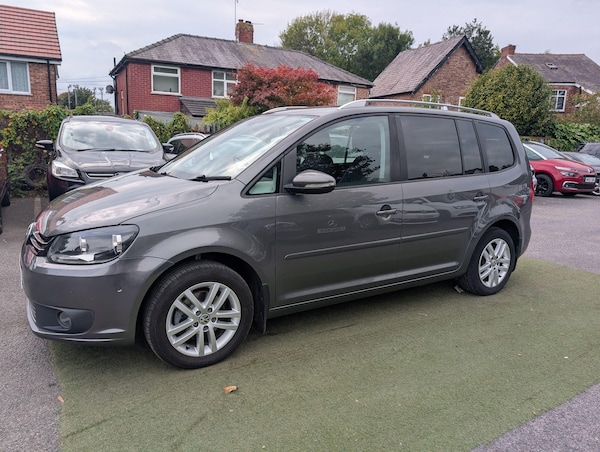 Used Volkswagen Touran 2014 for sale - 76259531: Photo 12