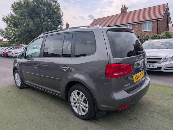 Used Volkswagen Touran 2014 for sale - 76259531: Photo 16