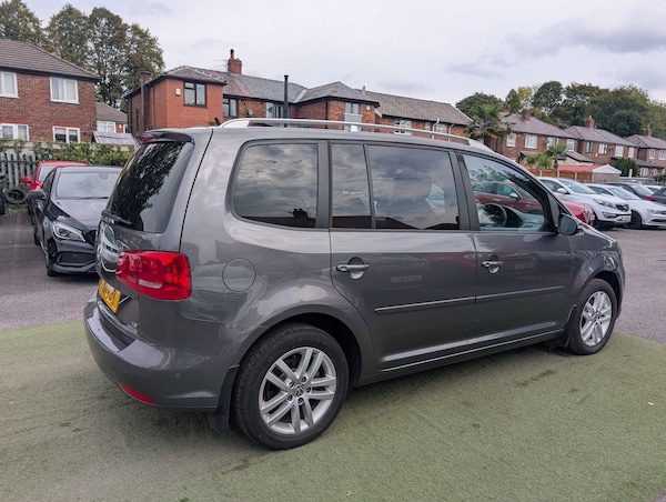 Used Volkswagen Touran 2014 for sale - 76259531: Photo 24