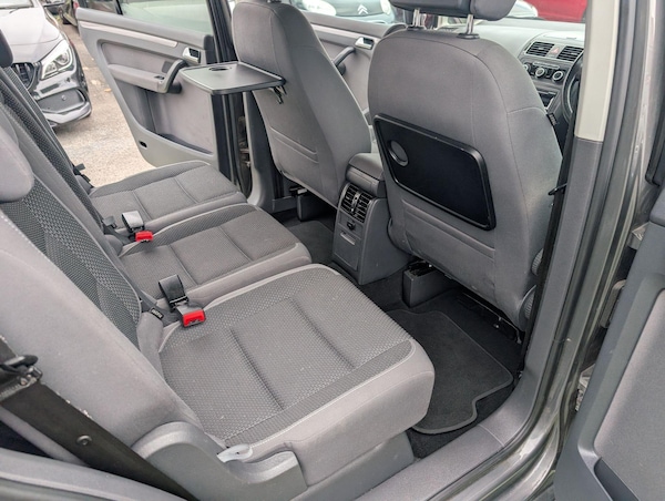 Used Volkswagen Touran 2014 for sale - 76259531: Photo 41