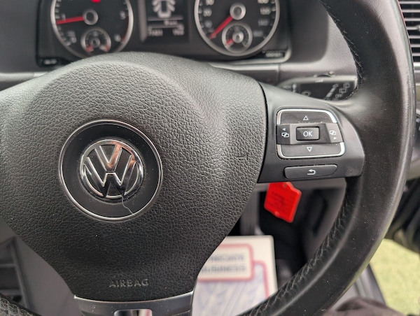 Used Volkswagen Touran 2014 for sale - 76259531: Photo 47