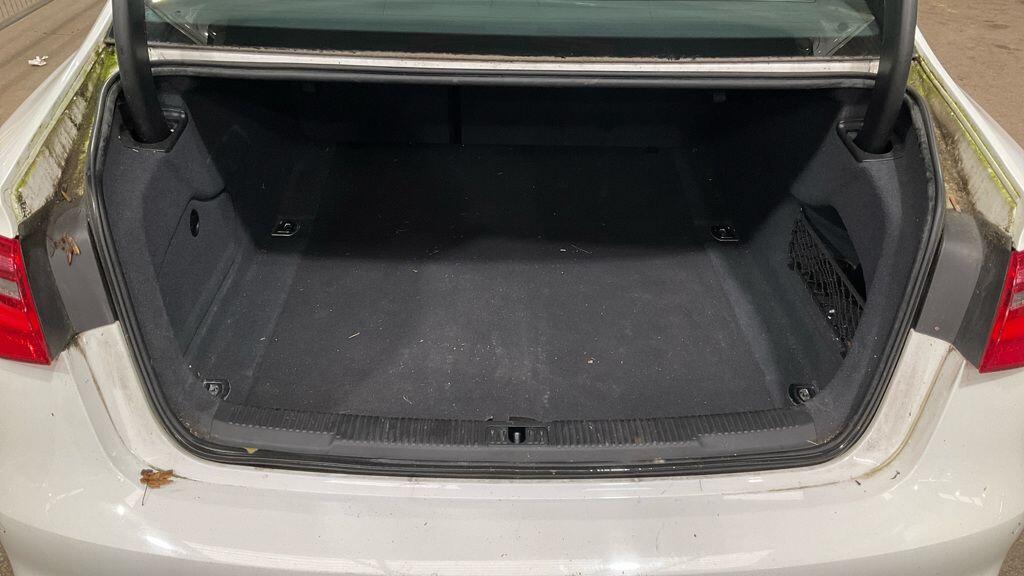 Used Audi A6 Saloon 2012 for sale - 76898687: Photo 7