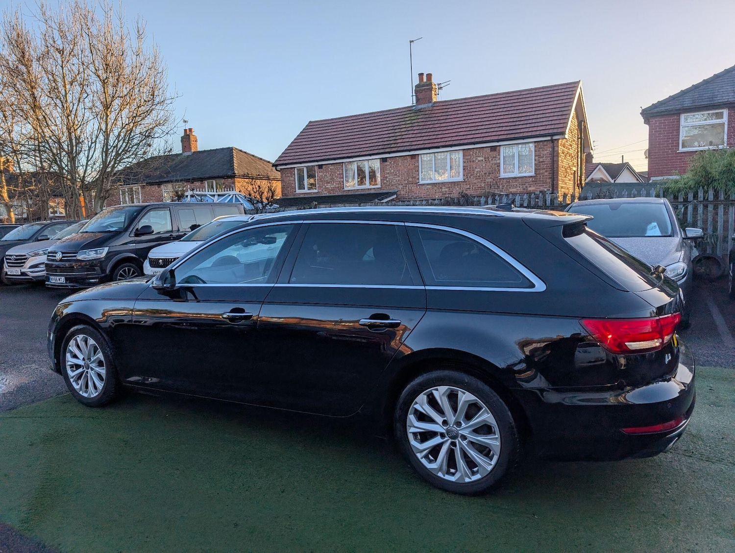 Used Audi A4 Avant 2017 for sale - 76926749: Photo 16