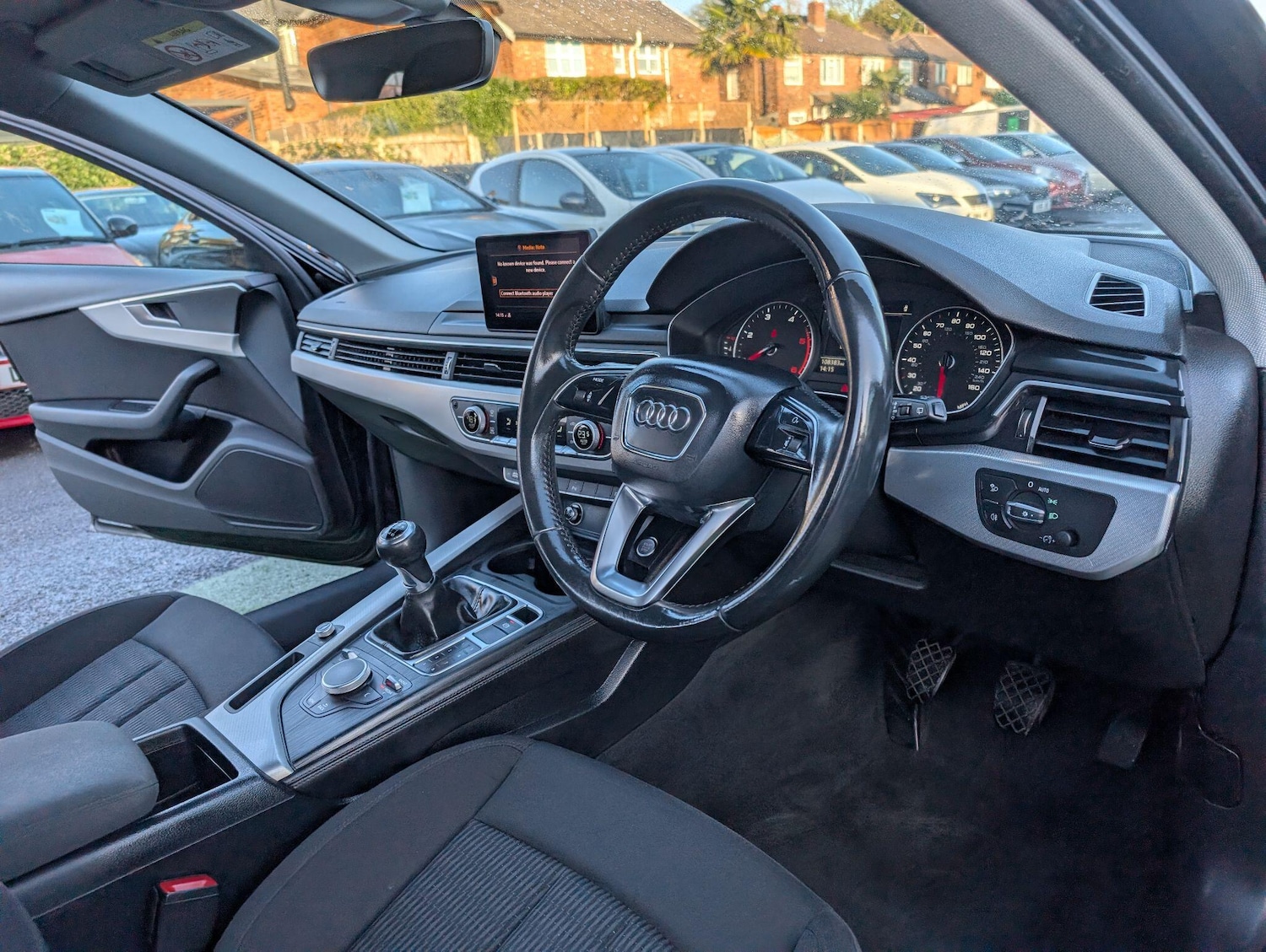 Used Audi A4 Avant 2017 for sale - 76926749: Photo 2