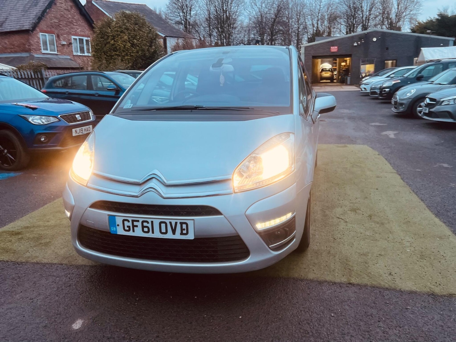 Used Citroen C4 Picasso 2011 for sale - 77376780: Photo 15