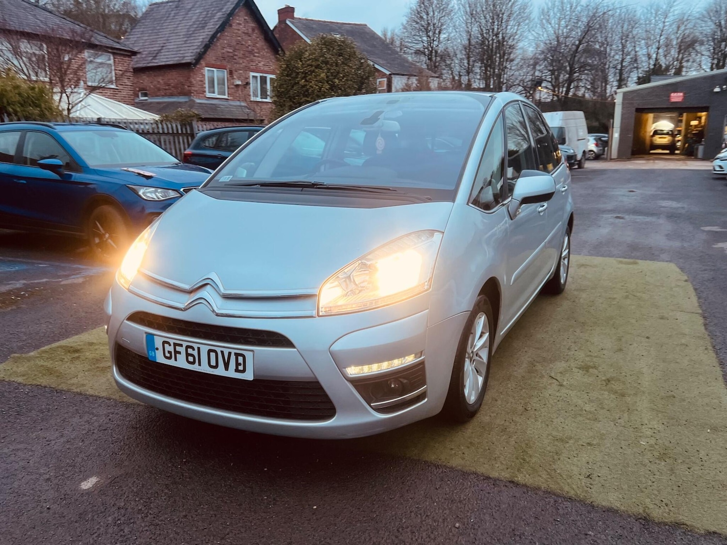 Used Citroen C4 Picasso 2011 for sale - 77376780: Photo 18