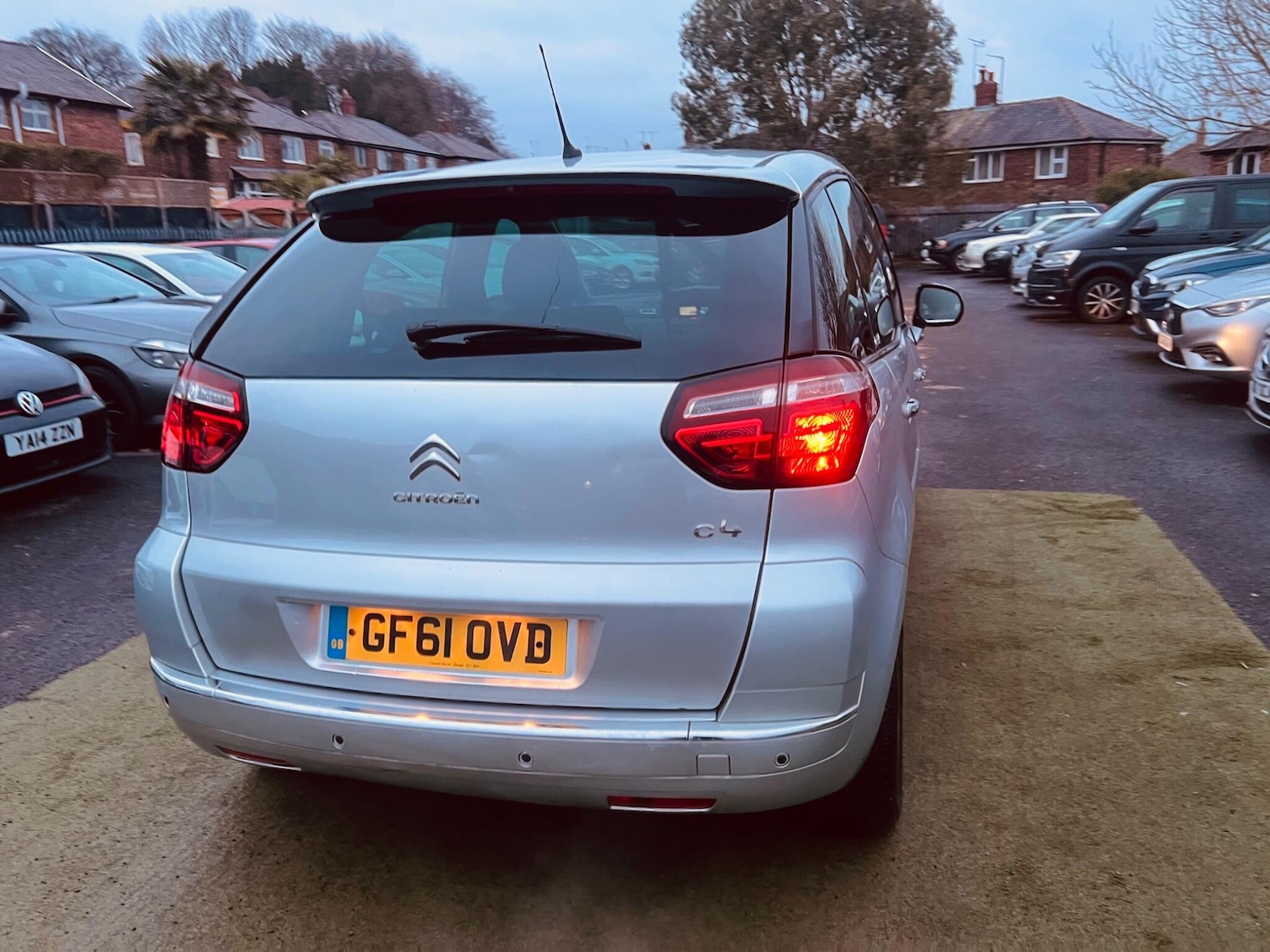 Used Citroen C4 Picasso 2011 for sale - 77376780: Photo 27