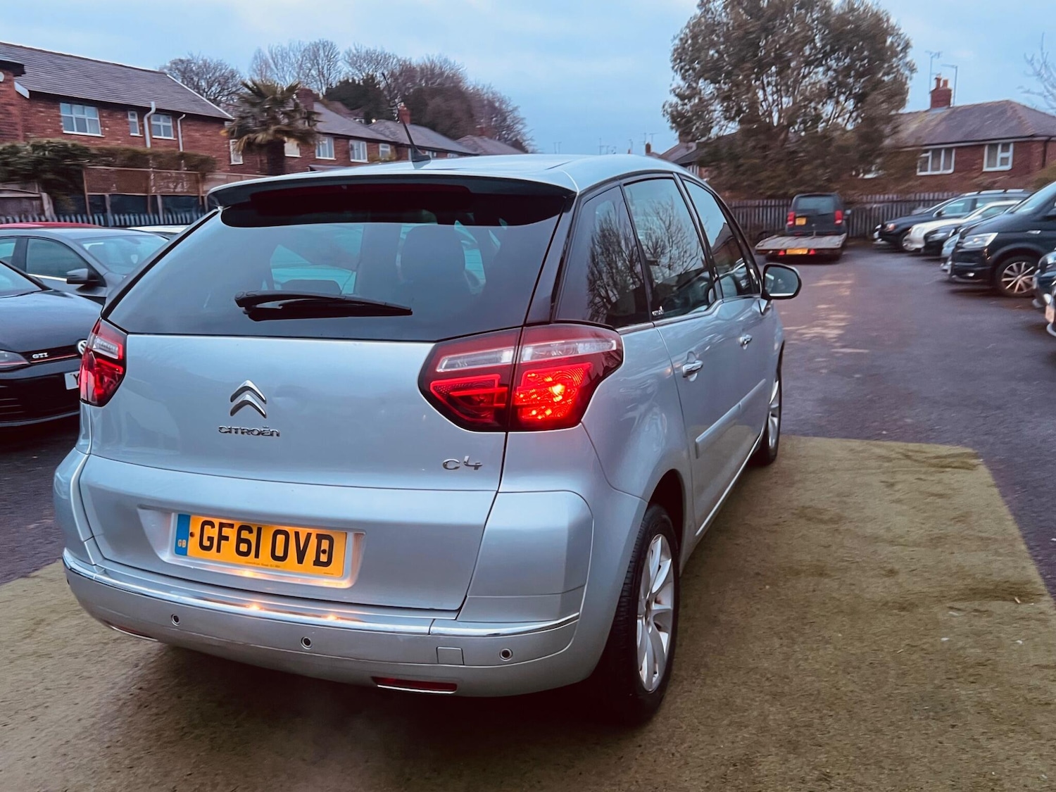 Used Citroen C4 Picasso 2011 for sale - 77376780: Photo 31