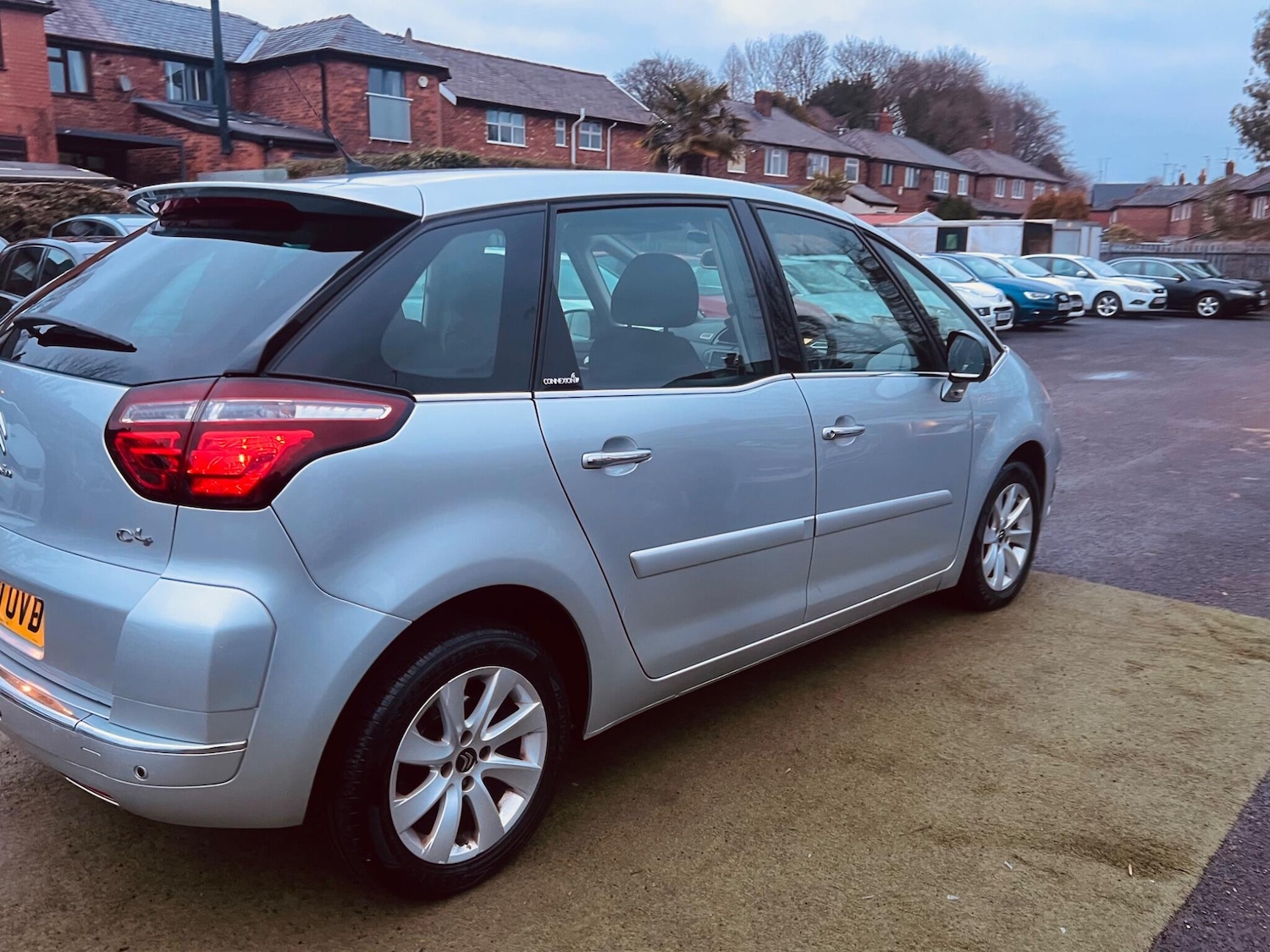Used Citroen C4 Picasso 2011 for sale - 77376780: Photo 32