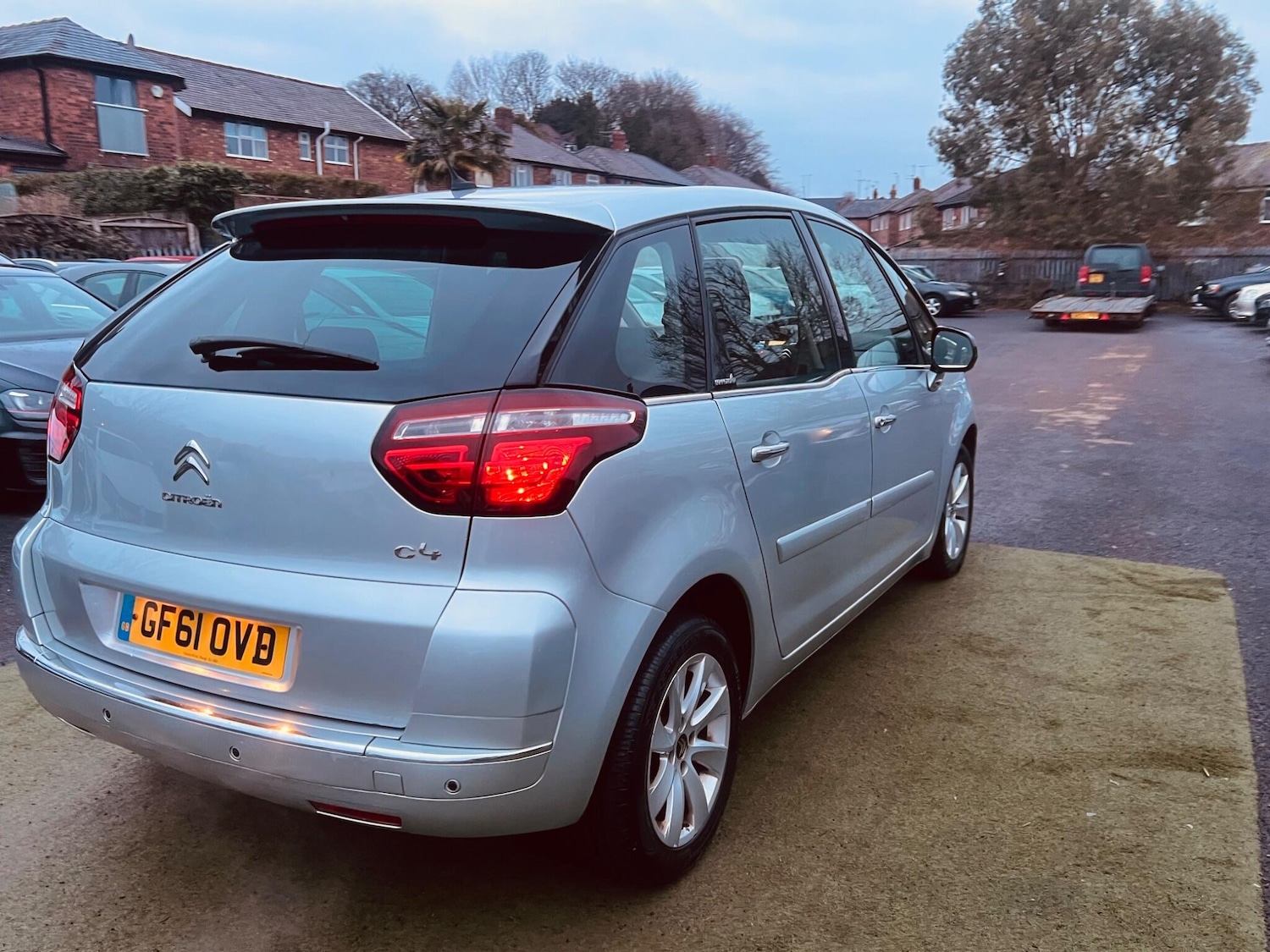 Used Citroen C4 Picasso 2011 for sale - 77376780: Photo 34