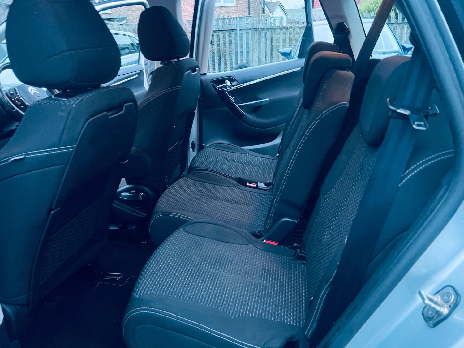 Used Citroen C4 Picasso 2011 for sale - 77376780: Photo 39