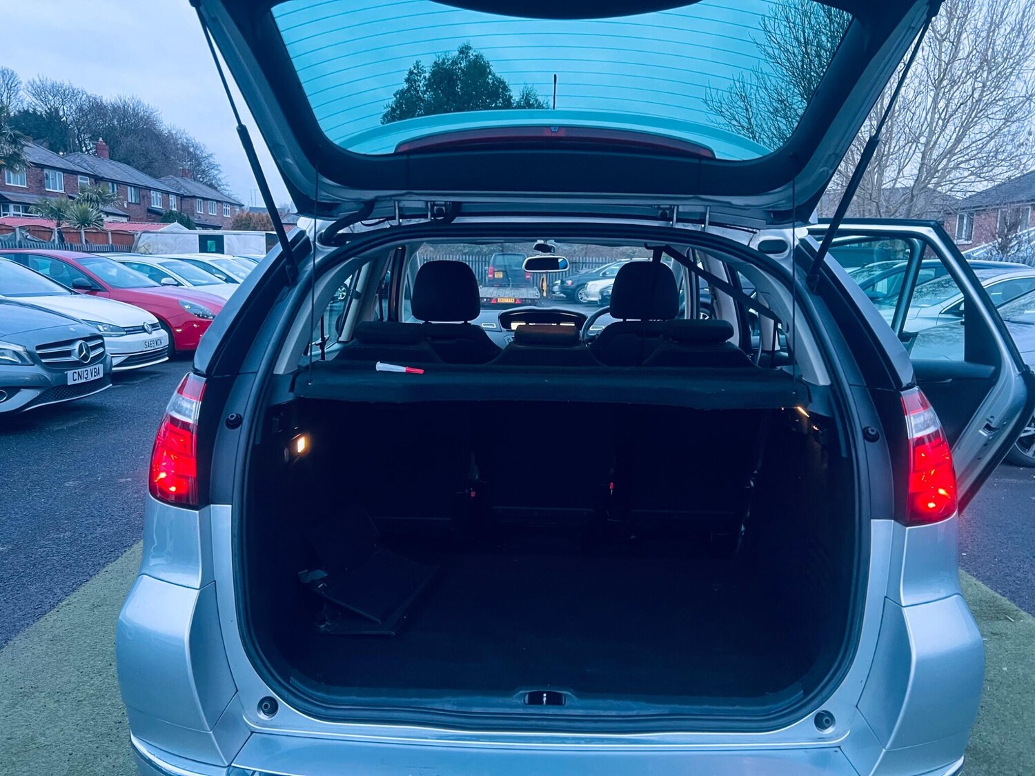 Used Citroen C4 Picasso 2011 for sale - 77376780: Photo 40