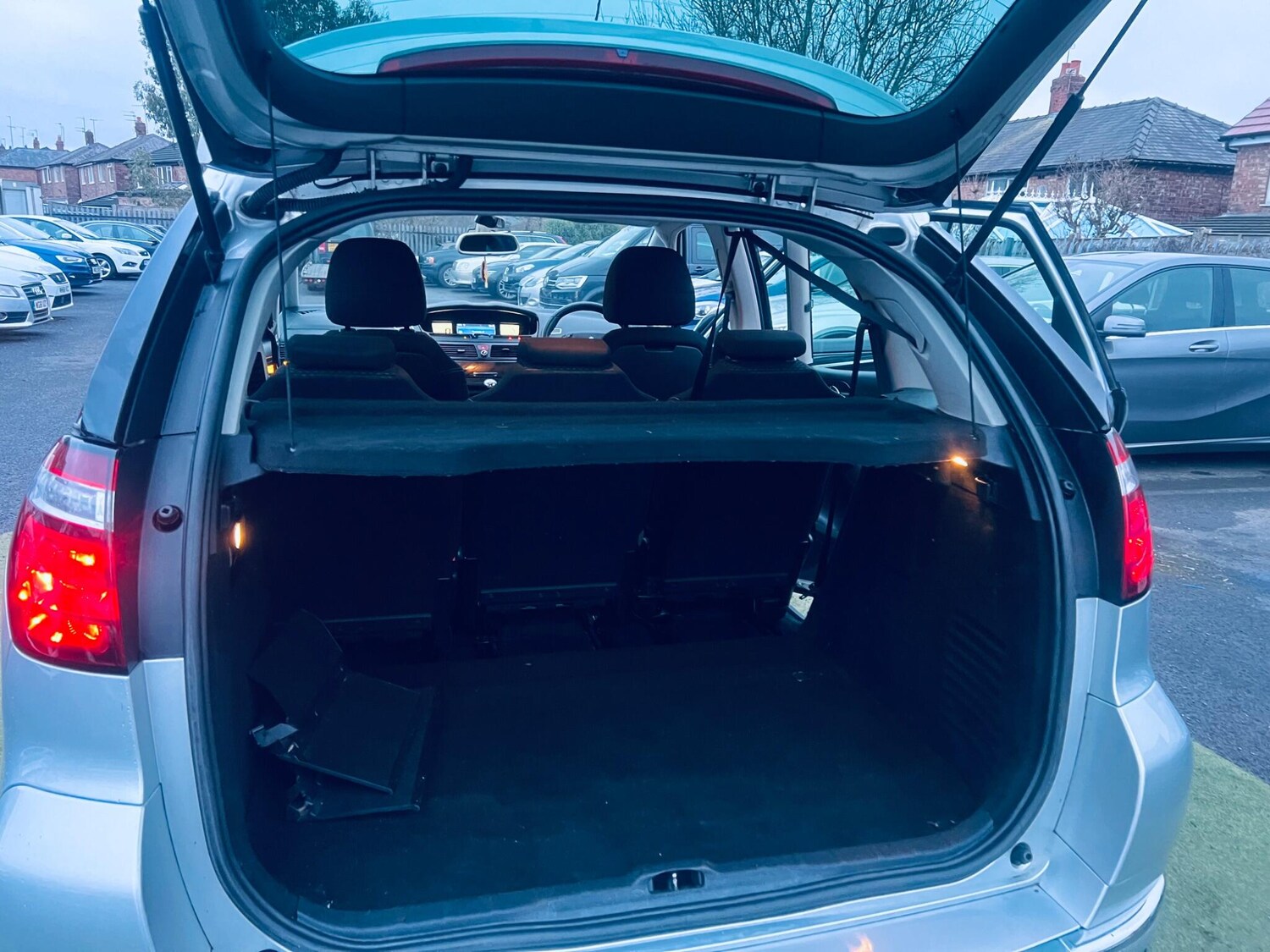 Used Citroen C4 Picasso 2011 for sale - 77376780: Photo 41