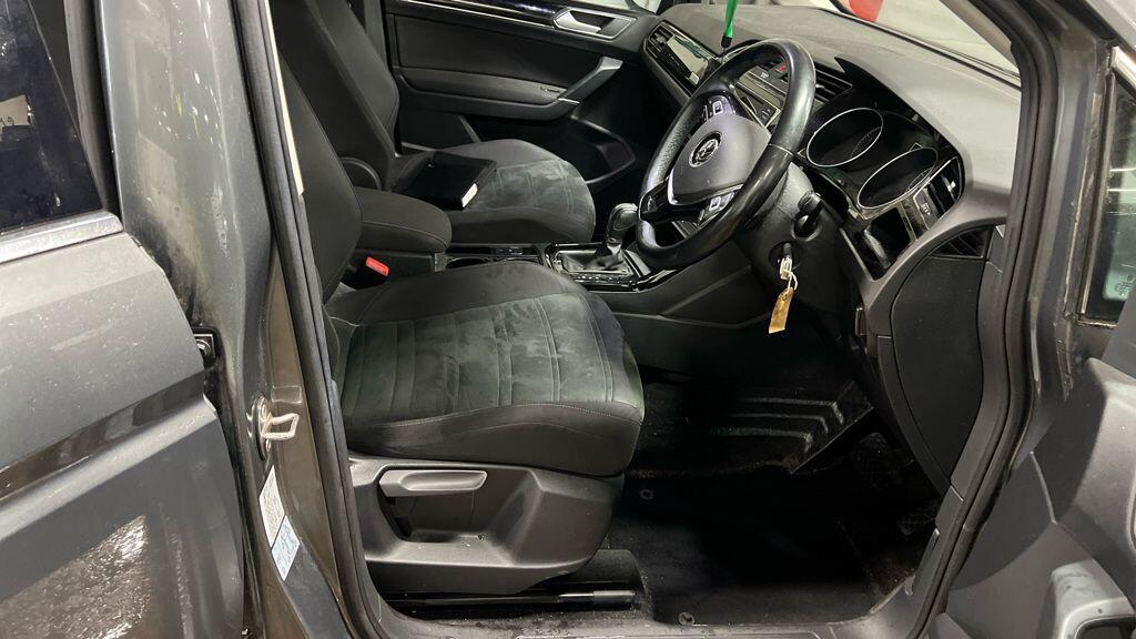 Used Volkswagen Touran 2016 for sale - 77021299: Photo 20