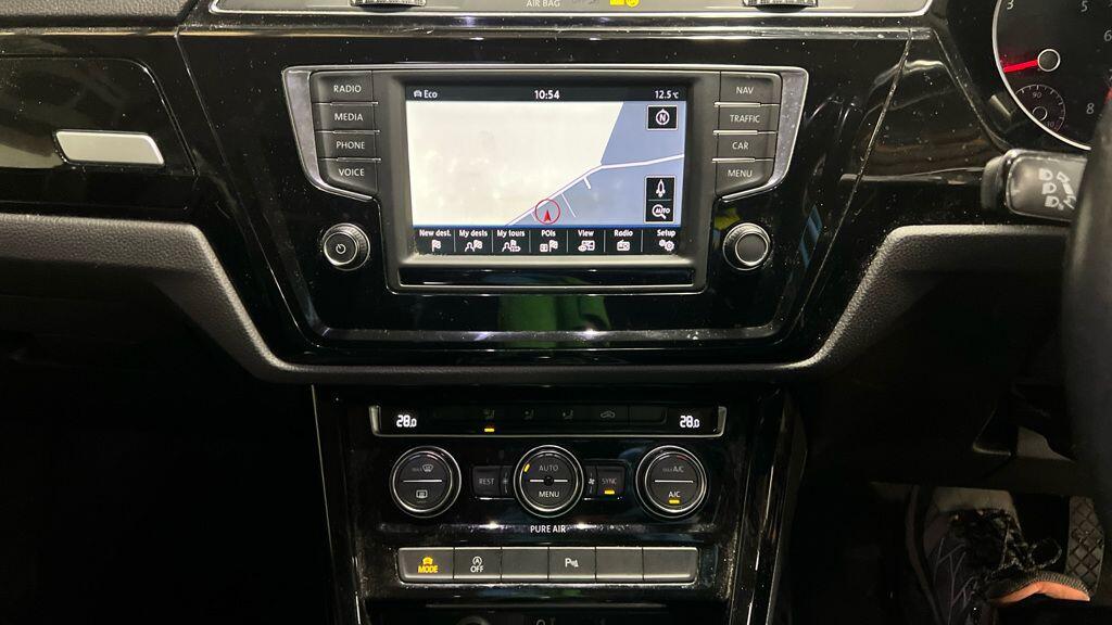 Used Volkswagen Touran 2016 for sale - 77021299: Photo 22