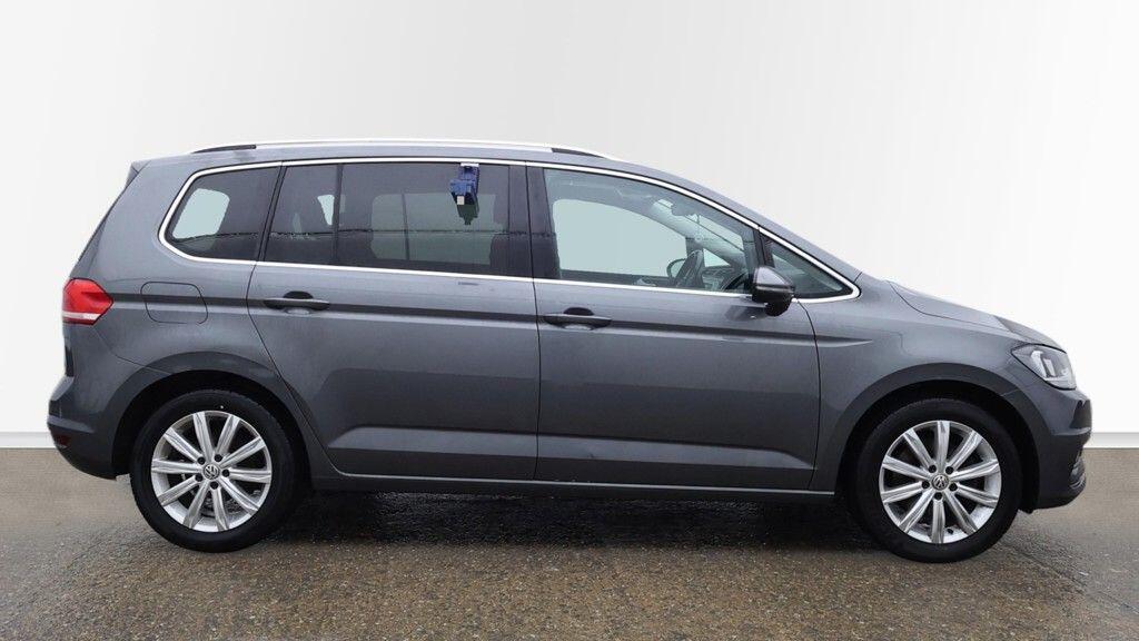 Used Volkswagen Touran 2016 for sale - 77021299: Photo 5