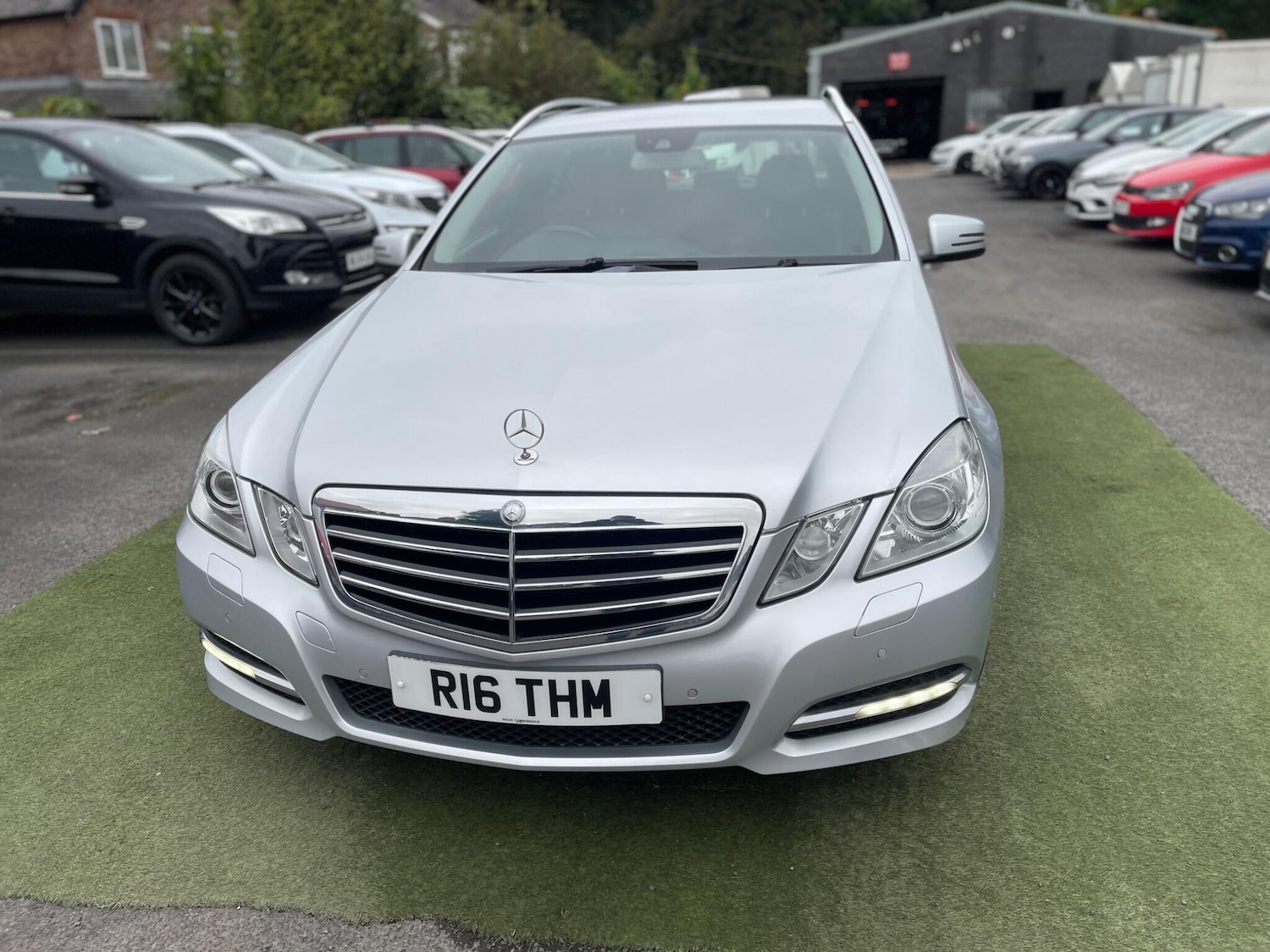 Used Mercedes-Benz E-Class 2011 for sale - 76013833: Photo 13