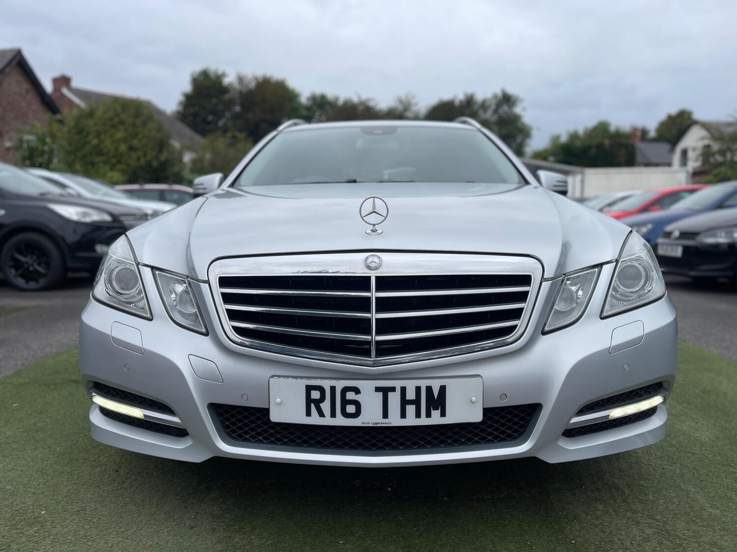 Used Mercedes-Benz E-Class 2011 for sale - 76013833: Photo 14
