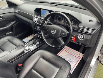 Used Mercedes-Benz E-Class 2011 for sale - 76013833: Photo