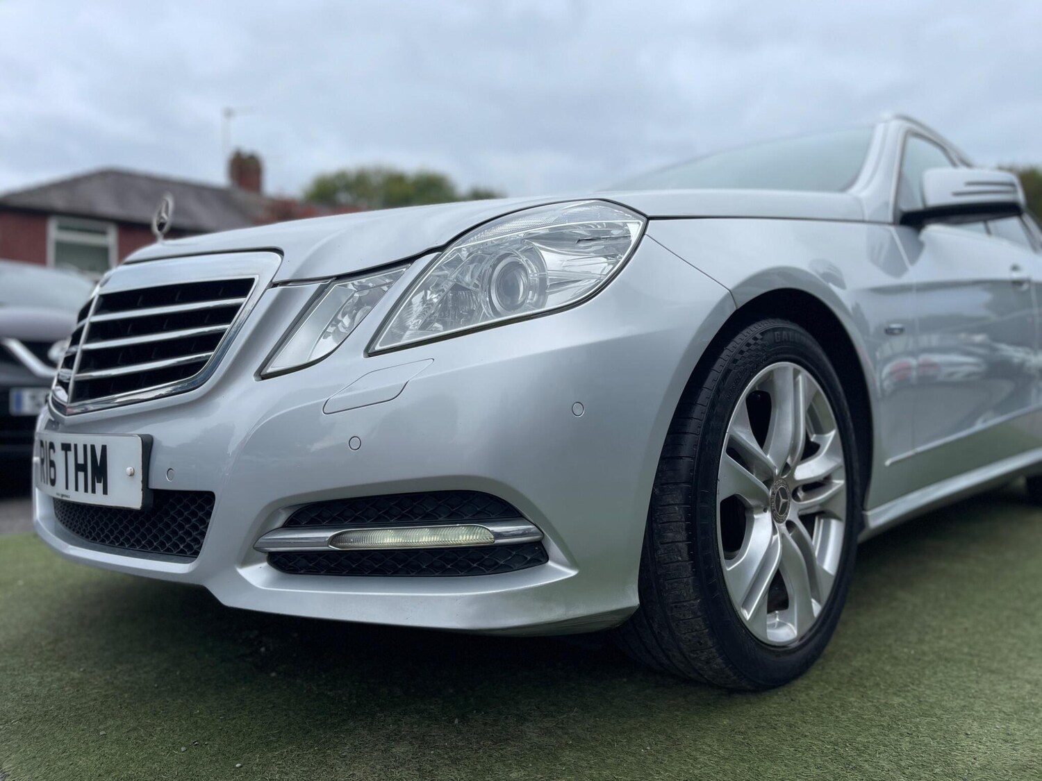 Used Mercedes-Benz E-Class 2011 for sale - 76013833: Photo 34