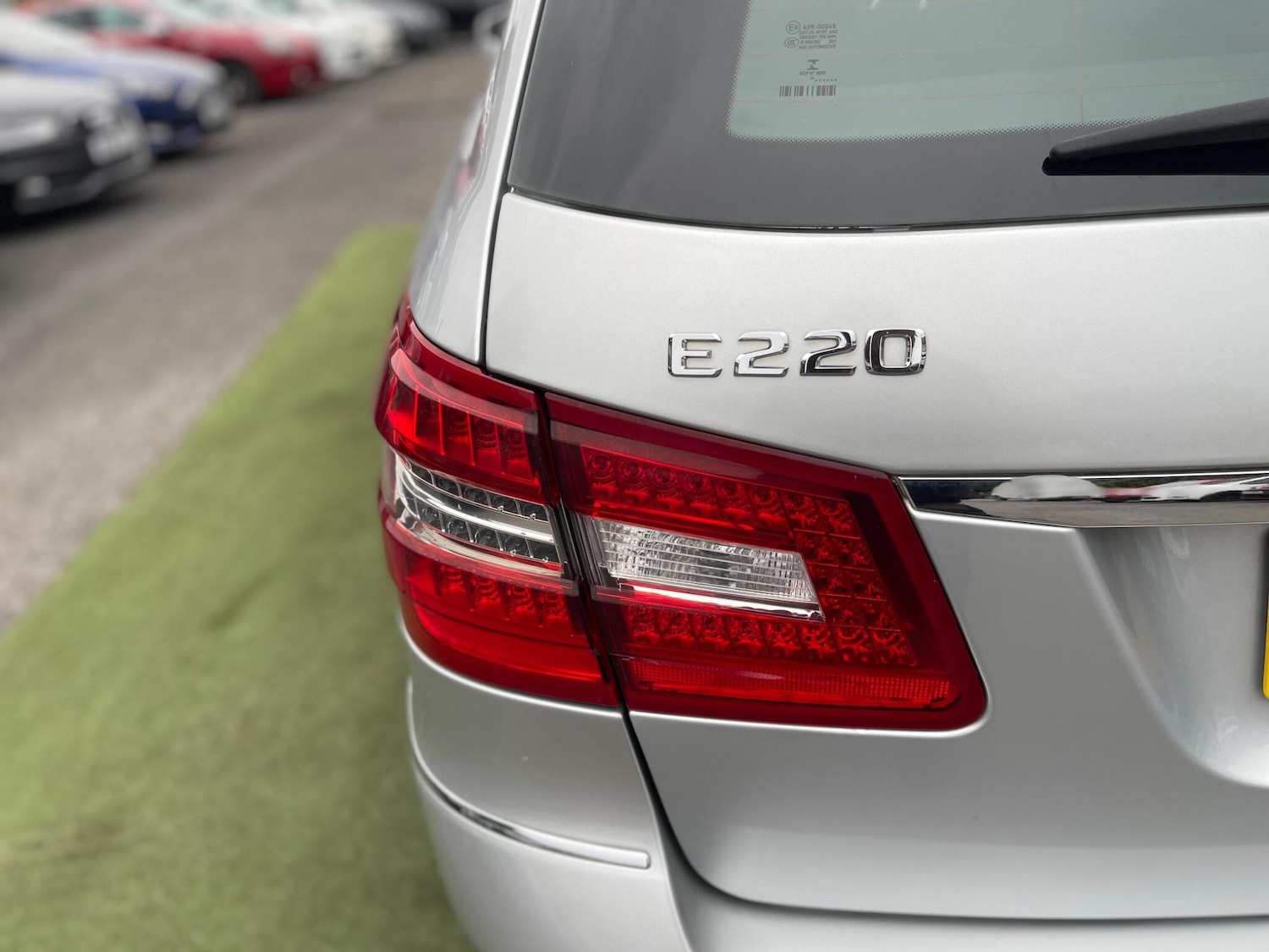 Used Mercedes-Benz E-Class 2011 for sale - 76013833: Photo 53