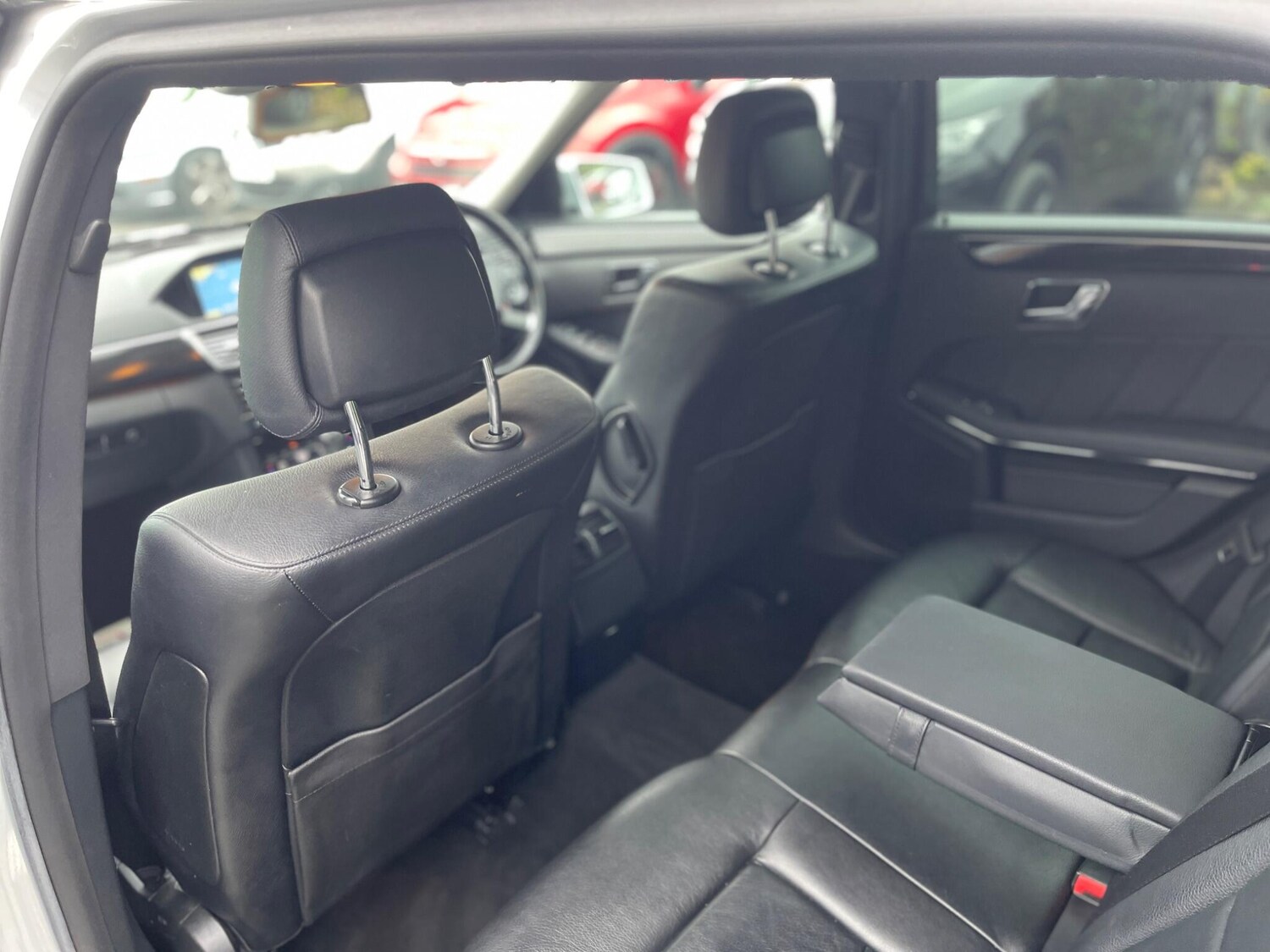 Used Mercedes-Benz E-Class 2011 for sale - 76013833: Photo 74