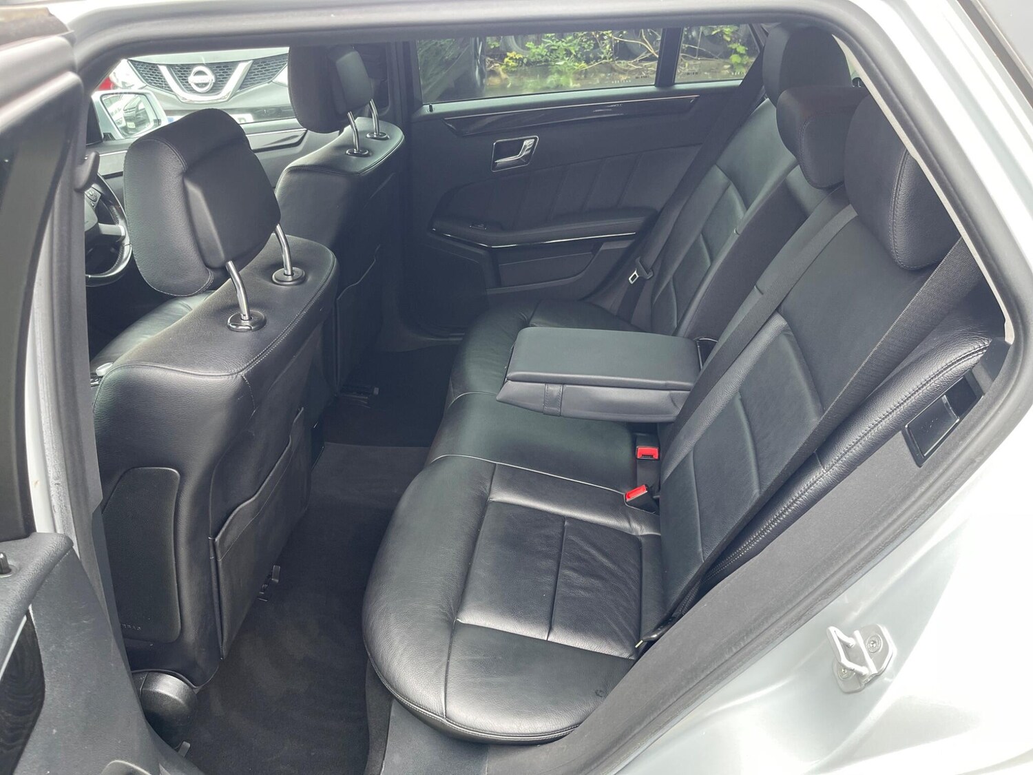 Used Mercedes-Benz E-Class 2011 for sale - 76013833: Photo 76
