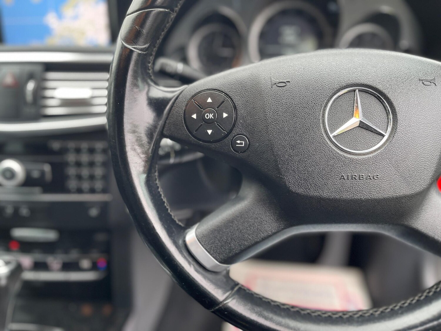 Used Mercedes-Benz E-Class 2011 for sale - 76013833: Photo 84