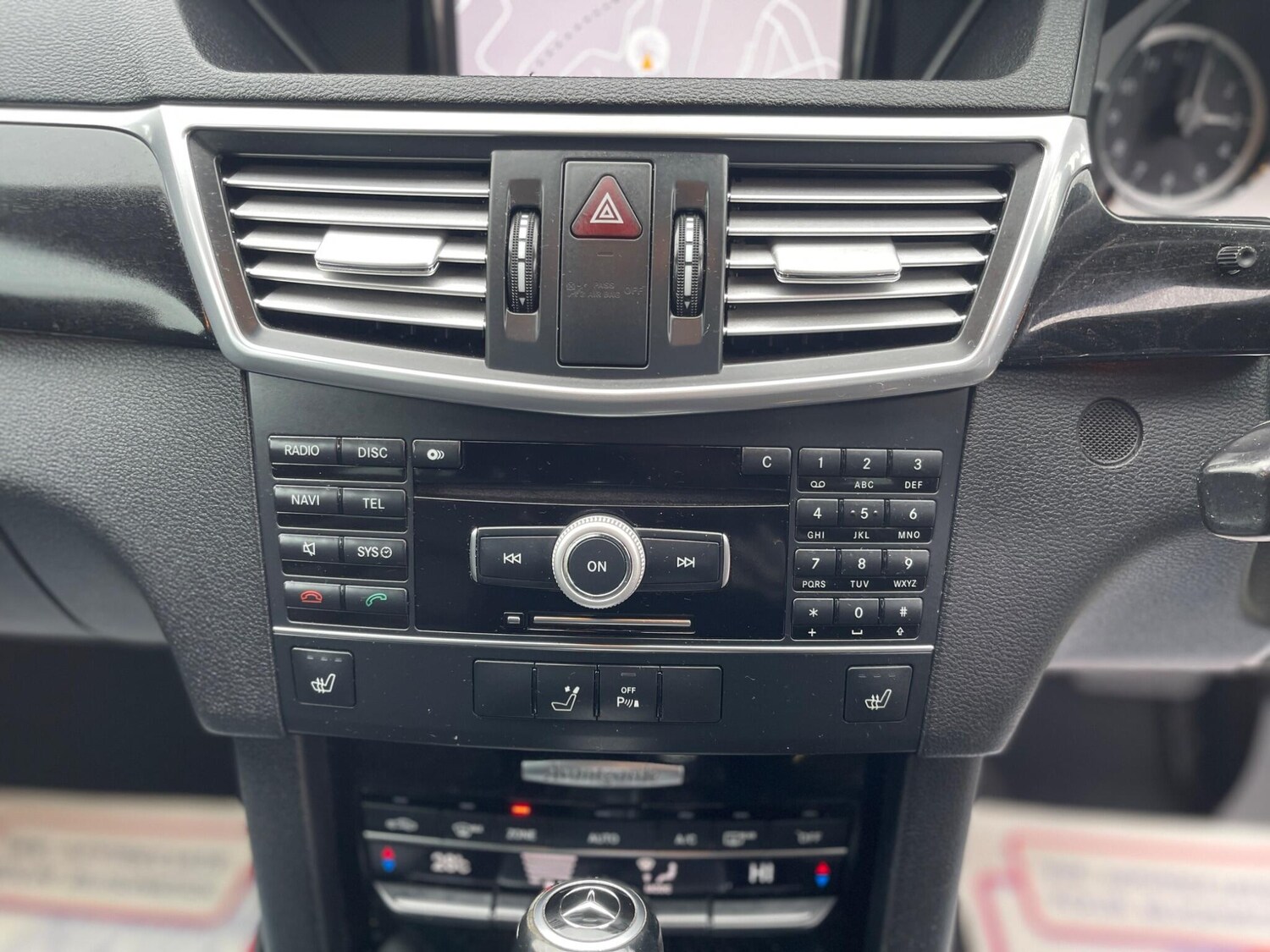 Used Mercedes-Benz E-Class 2011 for sale - 76013833: Photo 90