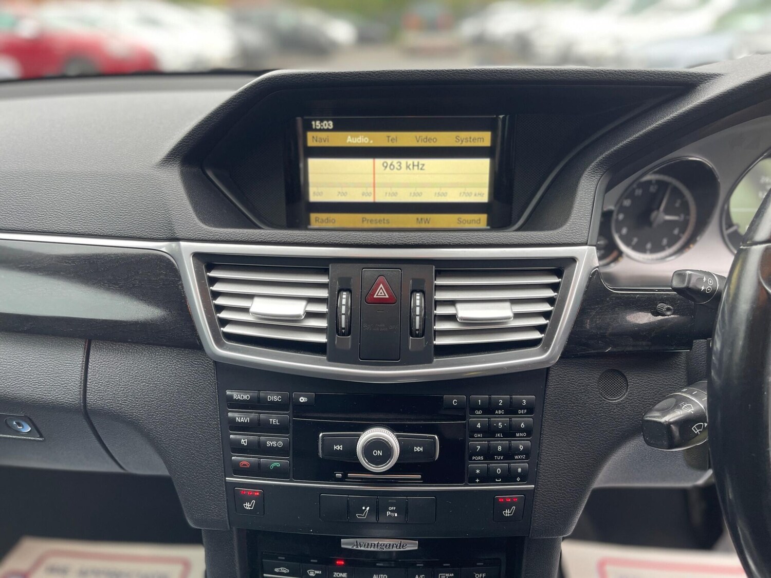 Used Mercedes-Benz E-Class 2011 for sale - 76013833: Photo 96