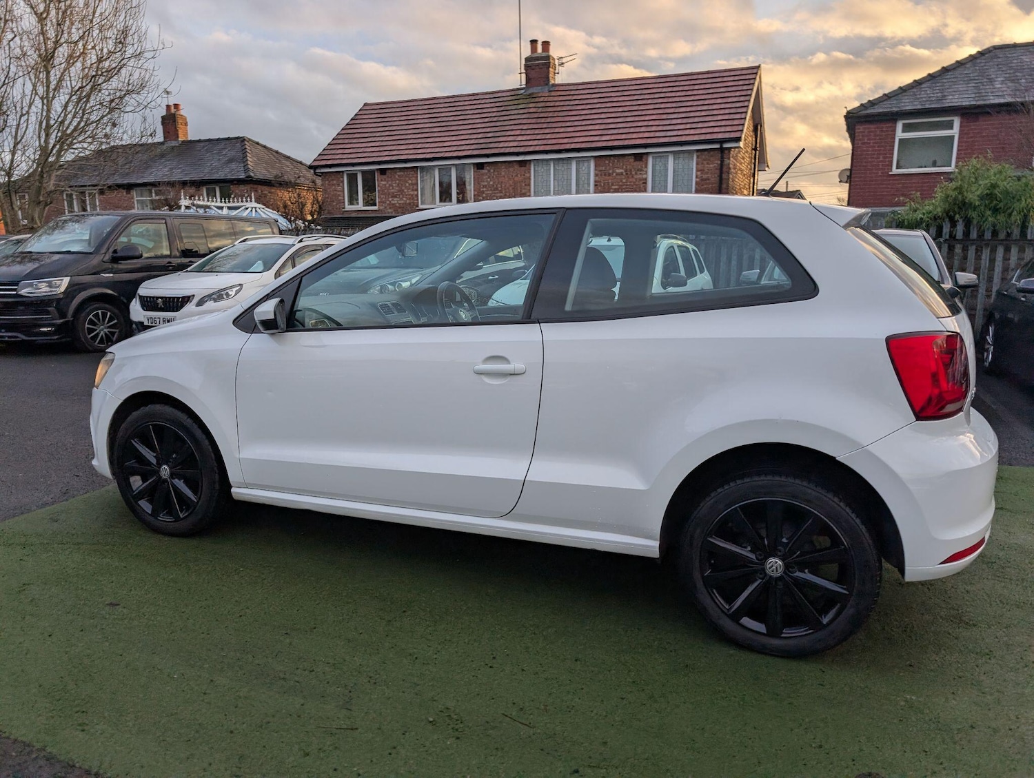 Used Volkswagen Polo 2014 for sale - 77411553: Photo 14