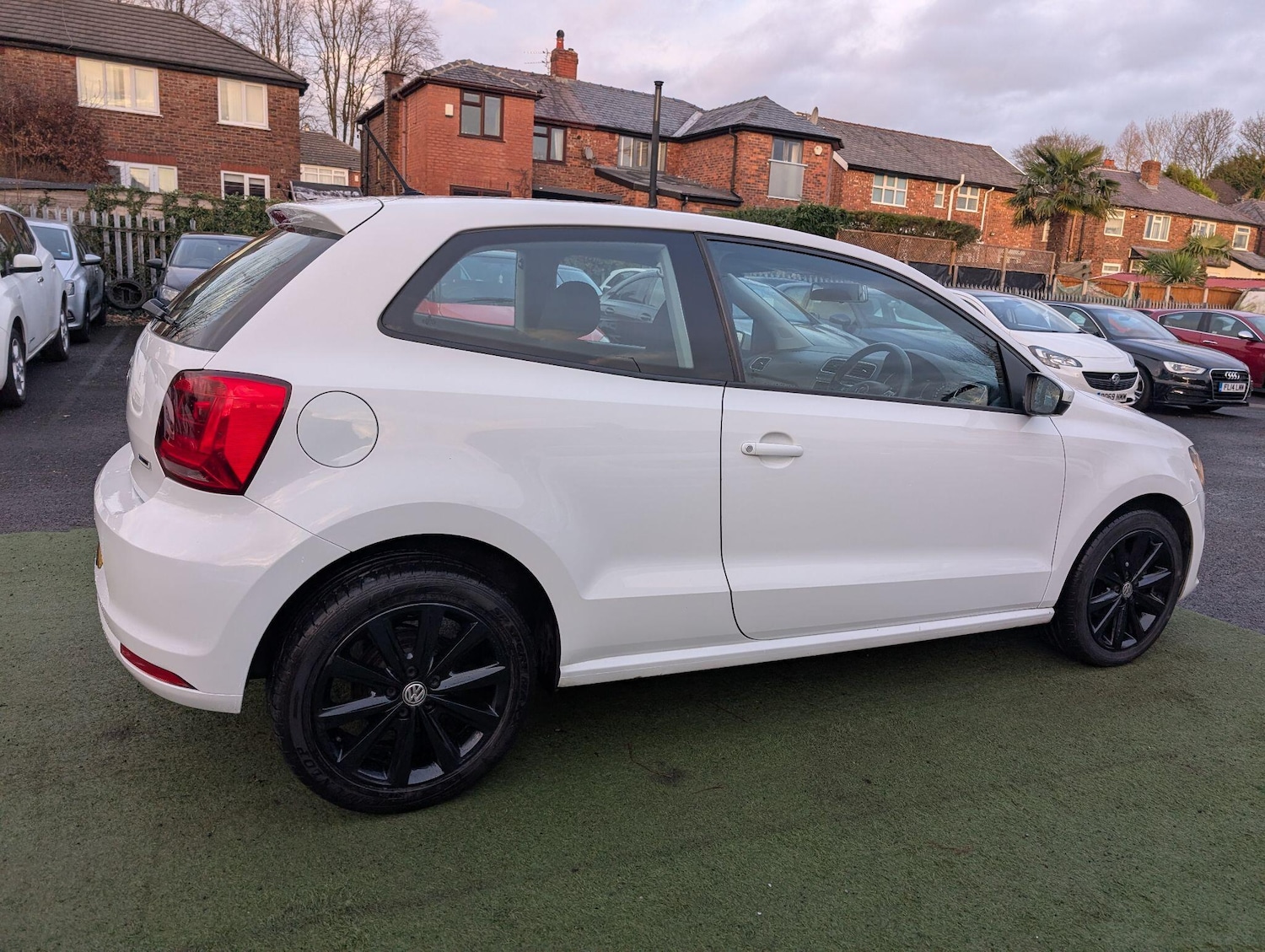Used Volkswagen Polo 2014 for sale - 77411553: Photo 23