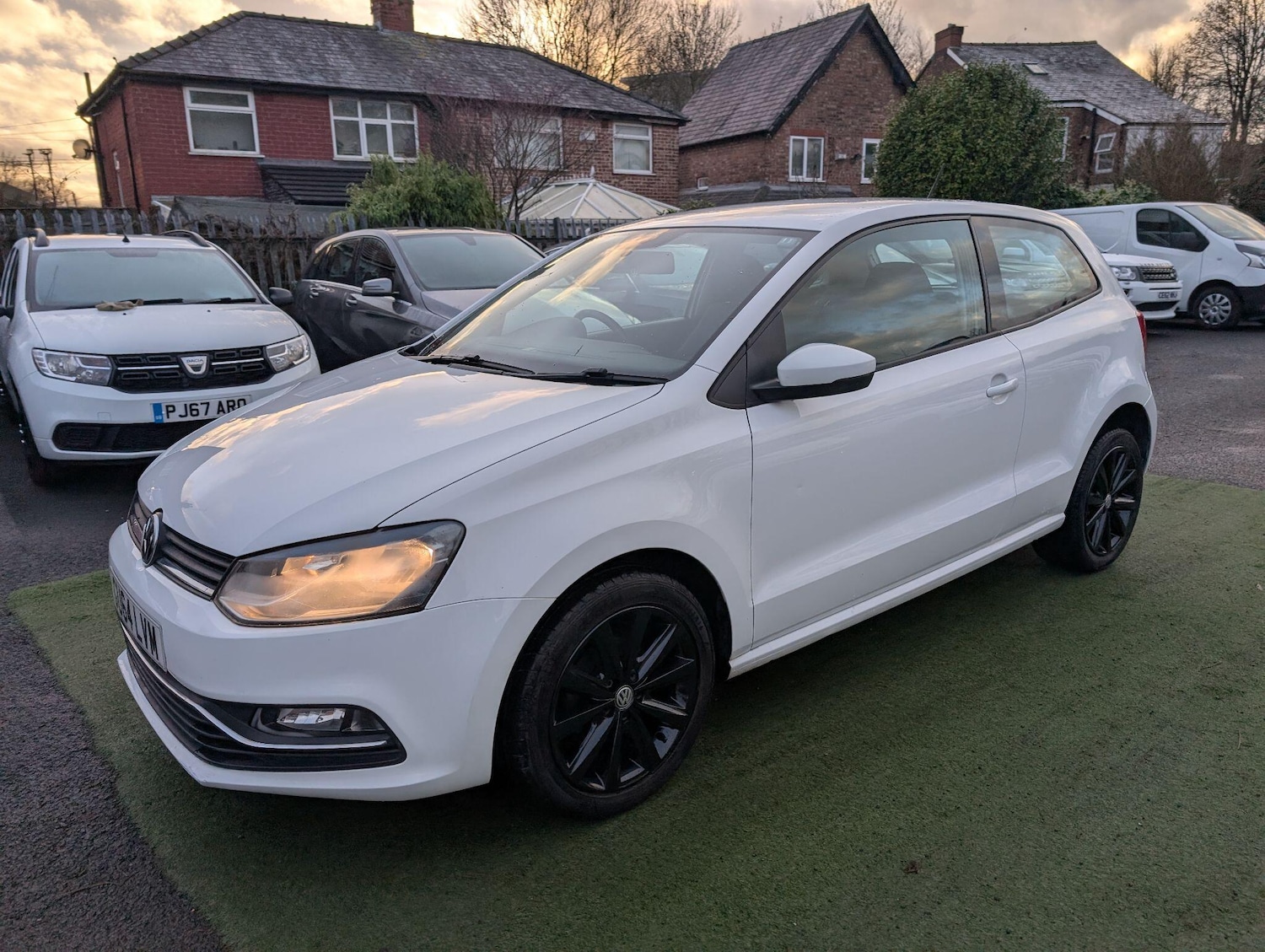 Used Volkswagen Polo 2014 for sale - 77411553: Photo 9