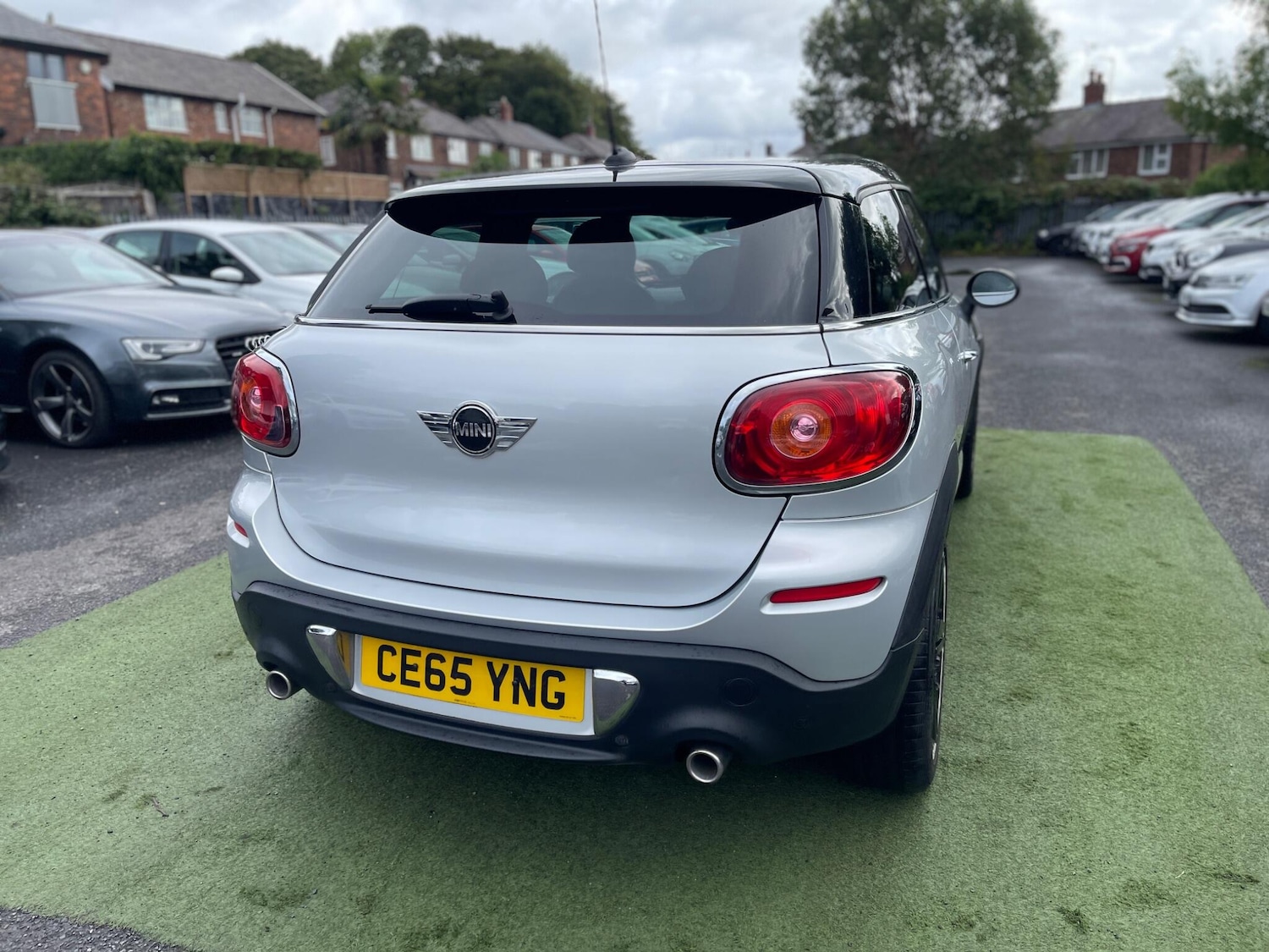 Vehicle 28