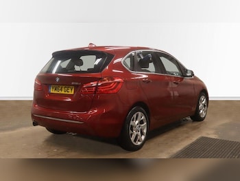 Used BMW 2 Series 2015 for sale - 77050006: Photo