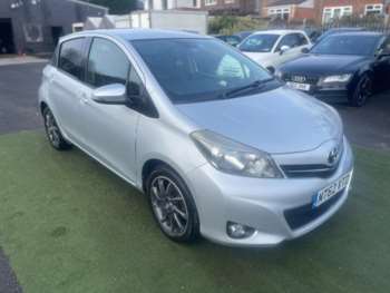 Used Toyota Yaris 2012 for sale - 74989223: Photo