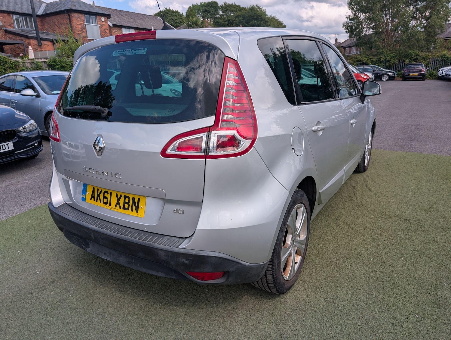 Vehicle 28