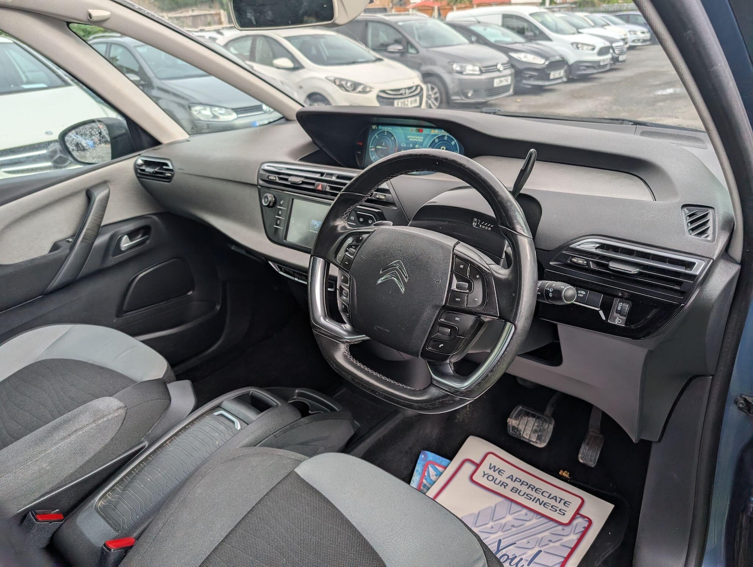 Used Citroen C4 Grand Picasso 2015 for sale - 76042146: Photo 2