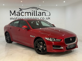 Used Jaguar XE 2018 for sale - 78250825: Photo