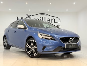 Used Volvo V40 2018 for sale - 78414368: Photo