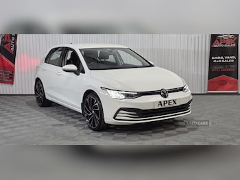 Volkswagen - Golf