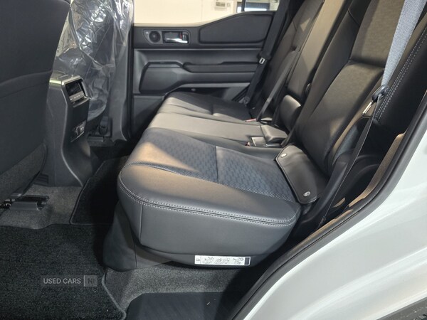 Used Toyota Landcruiser for sale - 74070708: Photo 18