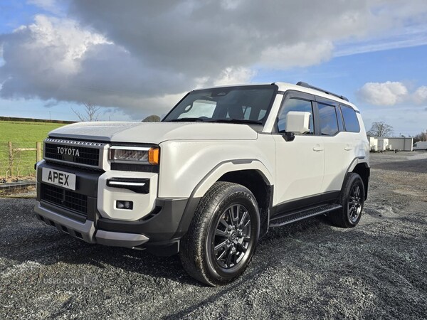 Used Toyota Landcruiser for sale - 74070708: Photo 1