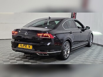 Used Volkswagen Passat 2021 for sale - 76977138: Photo