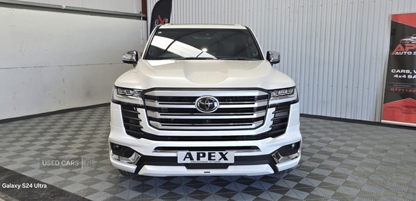 Used Toyota Land Cruiser 2025 for sale - 76621010: Photo 8