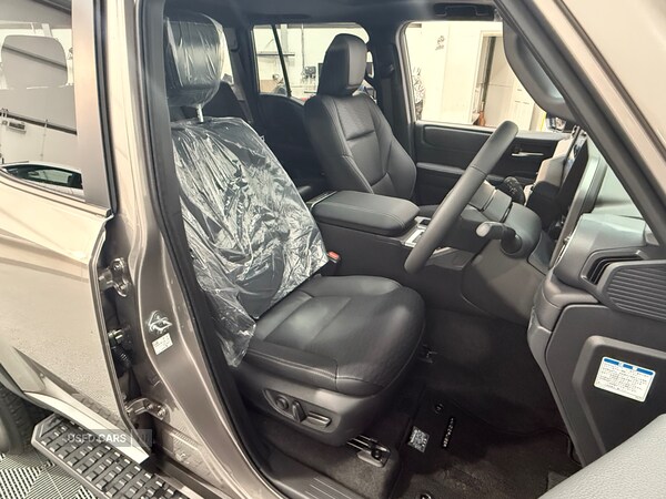 Used Toyota Land Cruiser for sale - 76228385: Photo 10