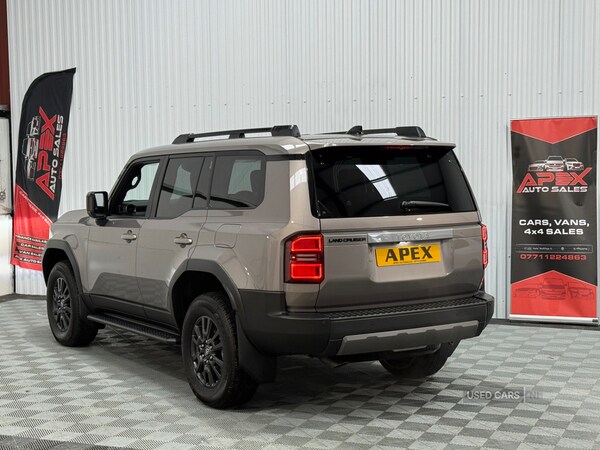 Used Toyota Land Cruiser for sale - 76228385: Photo 3