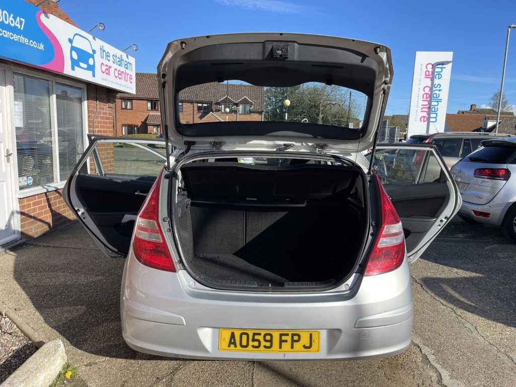 Used Hyundai i30 2009 for sale - 78030699: Photo 10