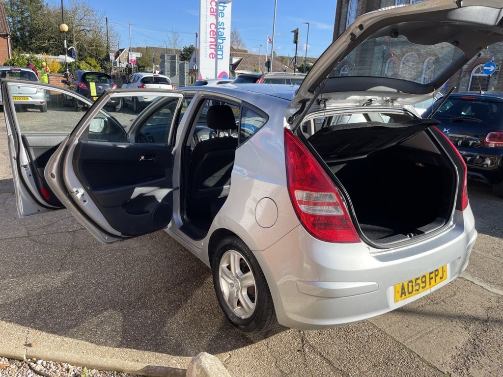 Used Hyundai i30 2009 for sale - 78030699: Photo 11
