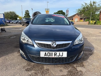 Used Vauxhall Astra 2011 for sale - 78742994: Photo
